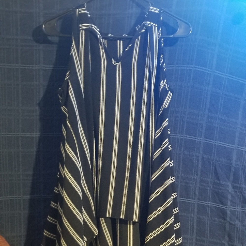 Black/white striped tank top KimandCami Long back